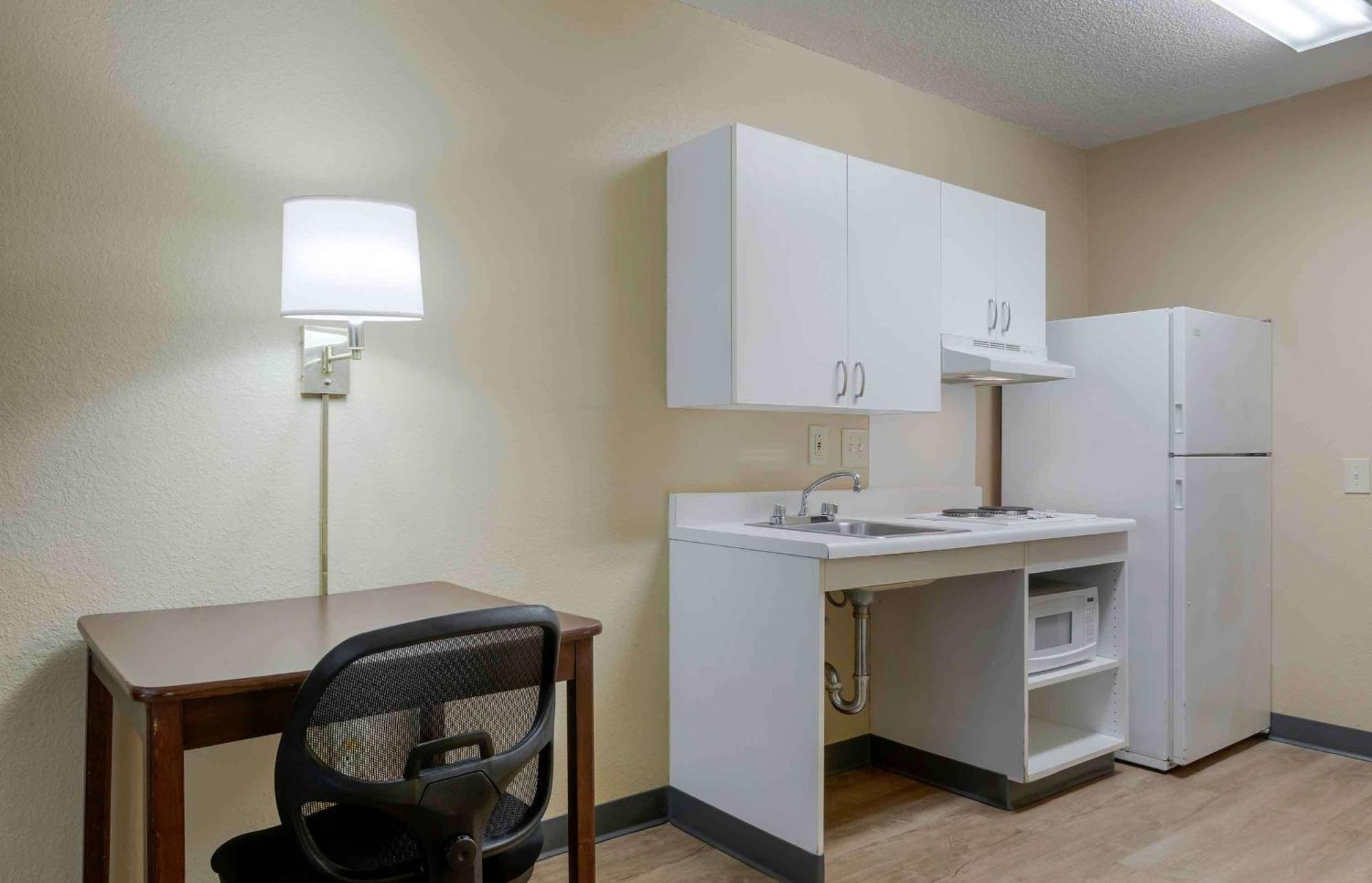 Extended Stay America Select Suites - Jacksonville - Baymeadows Ngoại thất bức ảnh